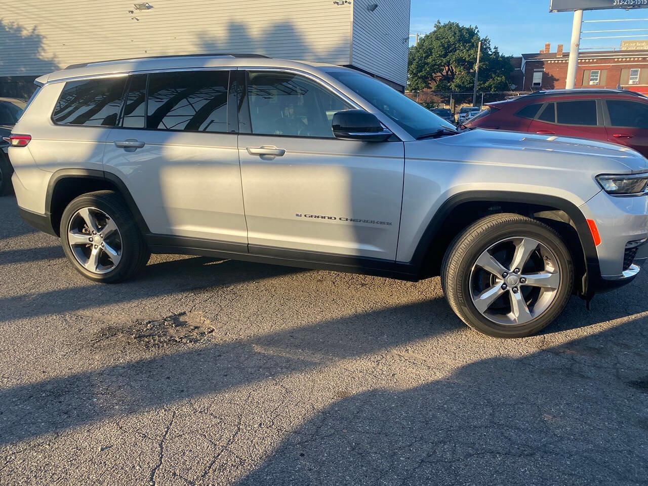 Used 2021 Jeep Grand Cherokee L Limited image 6