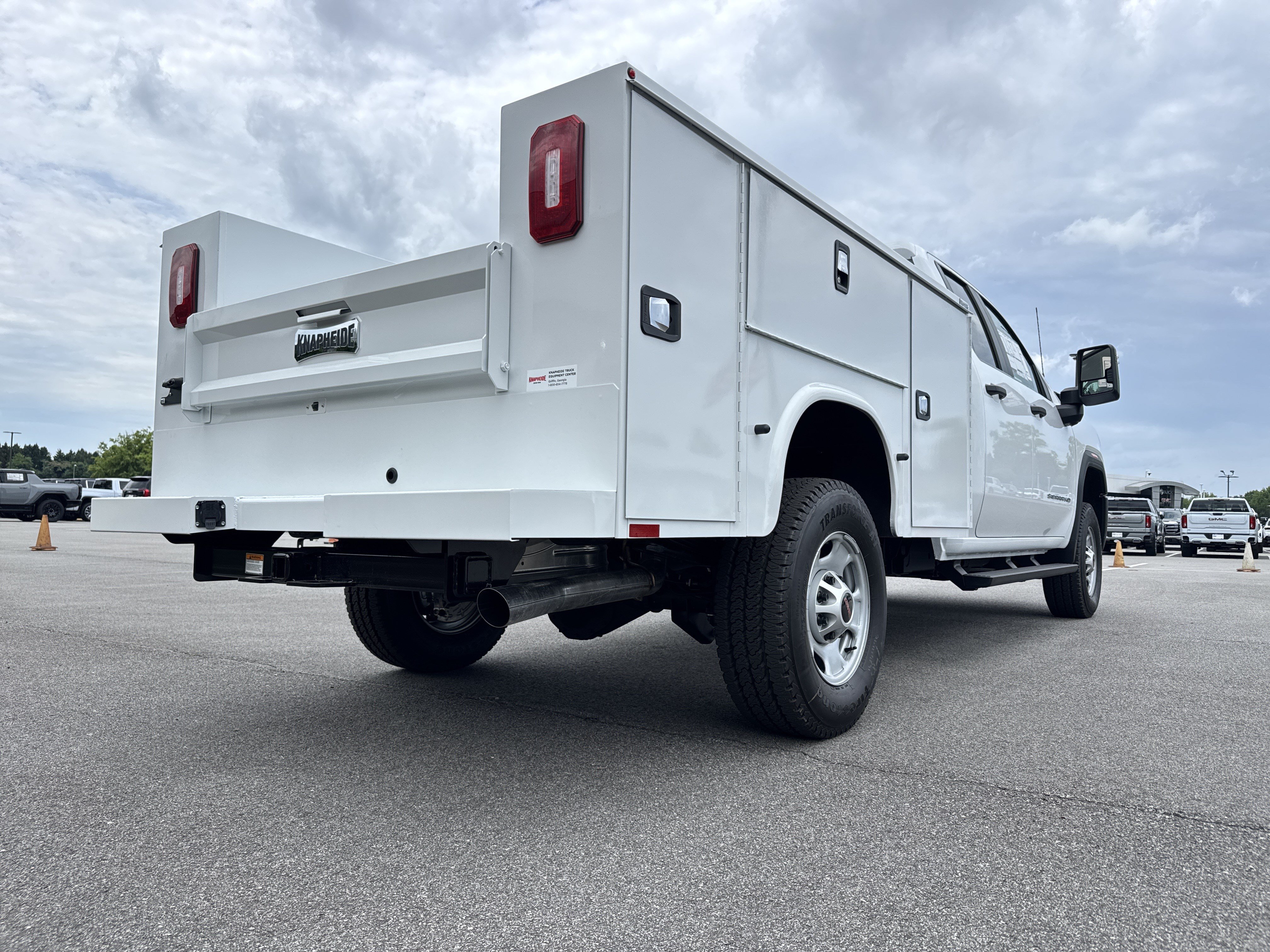 New 2026 GMC Sierra 2500 Pro w/ Convenience Package AWD/4WD image 10