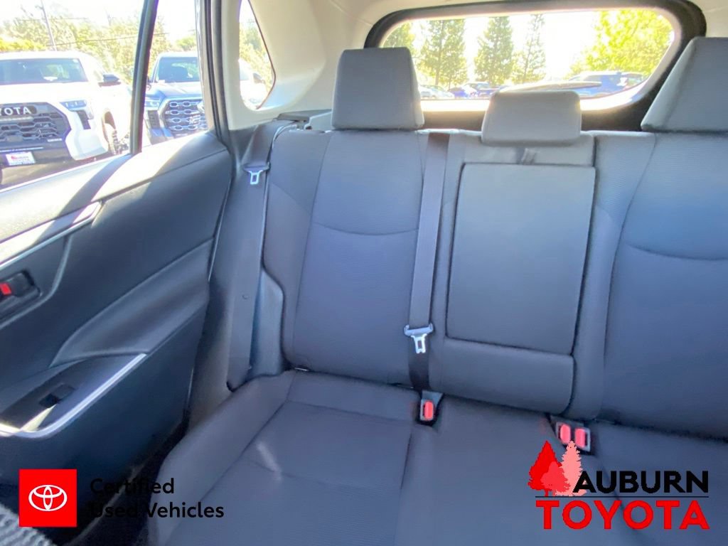 Certified 2025 Toyota RAV4 LE AWD/4WD image 18