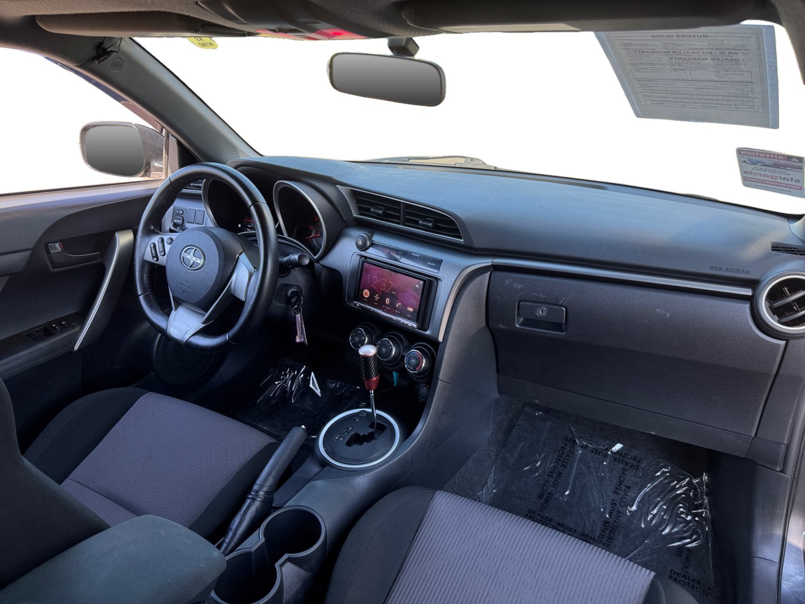 Used 2015 Scion tC FWD image 10