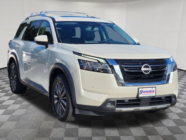 Used 2022 Nissan Pathfinder SL w/ SL Premium Package FWD video 3
