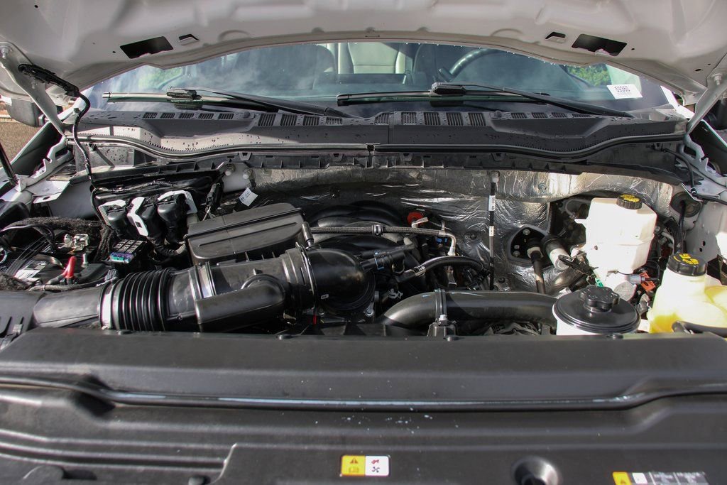 Used 2021 Ford F550 2WD Crew Cab Super Duty image 11