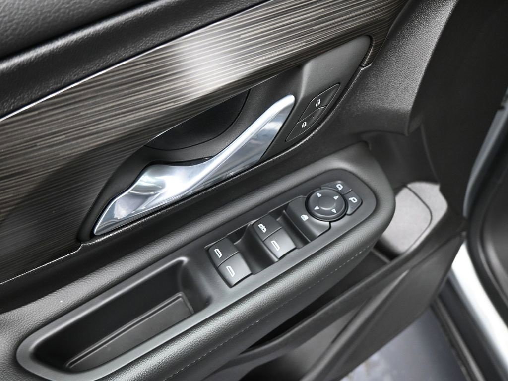 Certified 2024 GMC Terrain SLE image 10