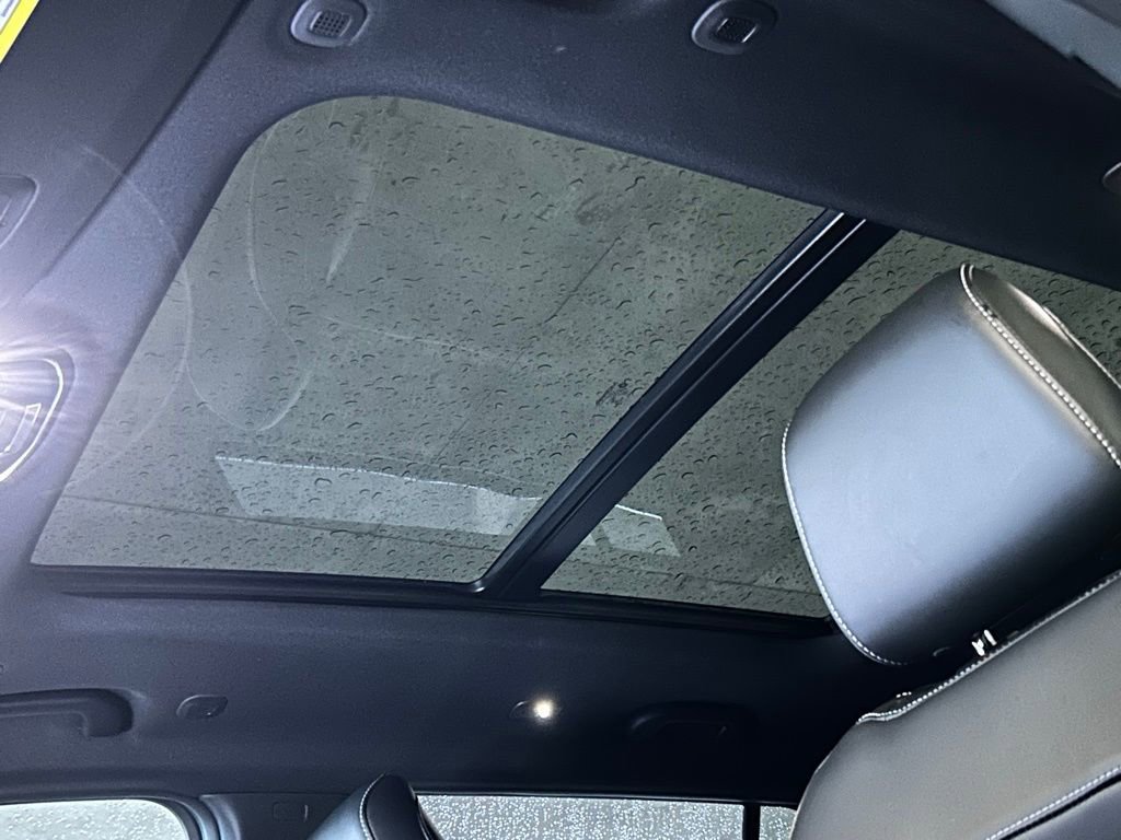 New 2025 Jeep Grand Cherokee L Limited image 24