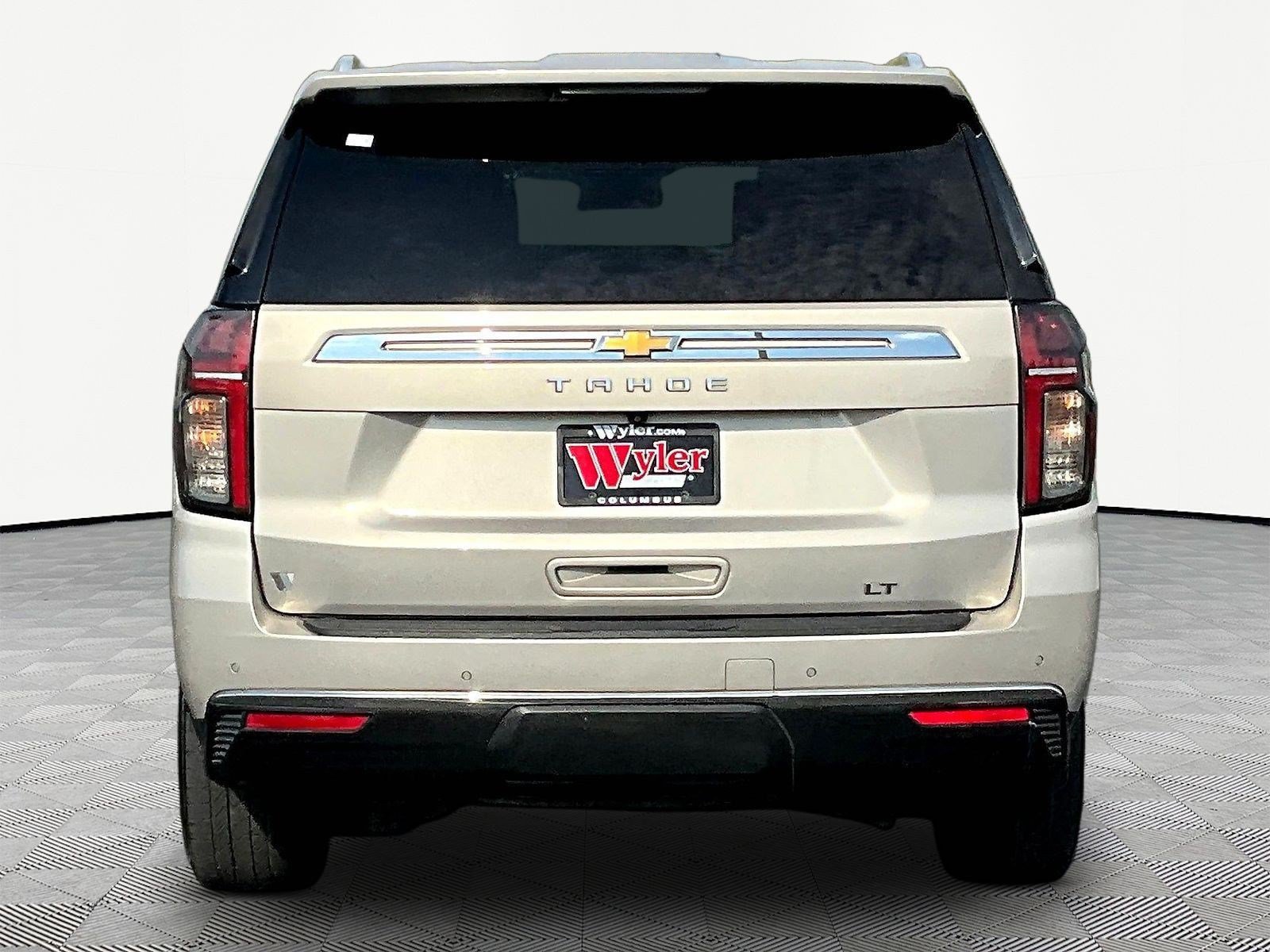 Used 2021 Chevrolet Tahoe LT w/ LT Signature Package AWD/4WD image 4