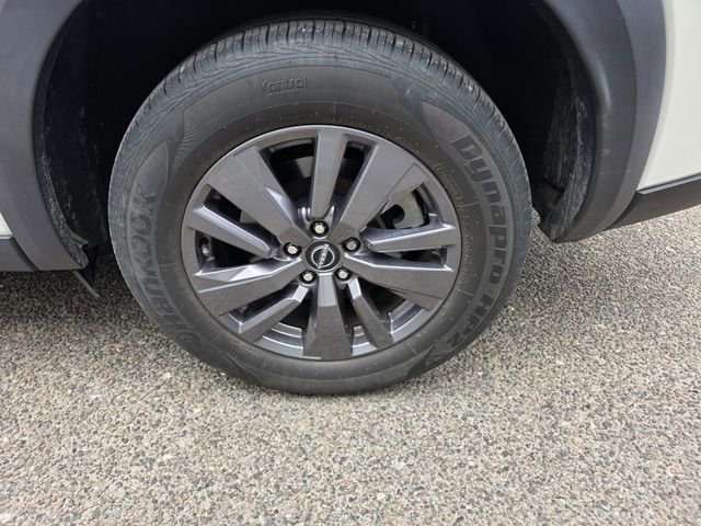 Used 2022 Nissan Pathfinder SV AWD/4WD image 18