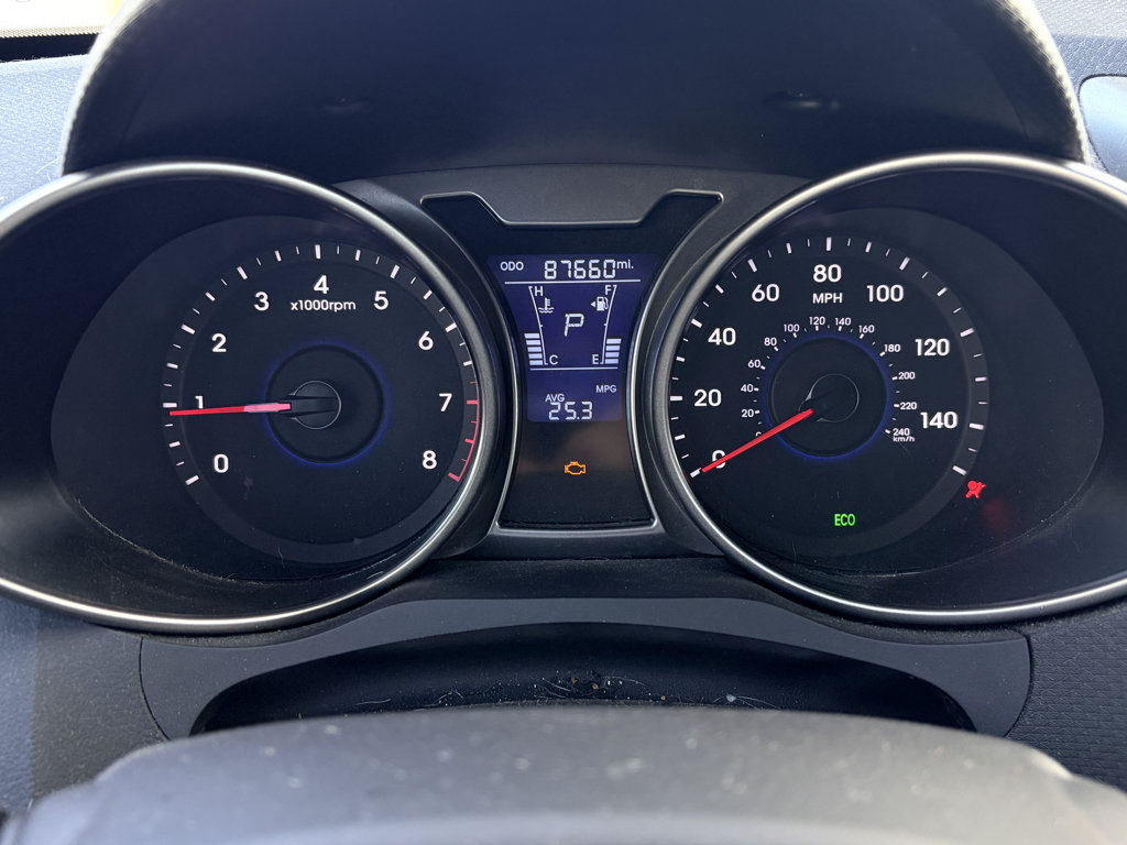 Used 2013 Hyundai Veloster w/ Style Pkg FWD image 14