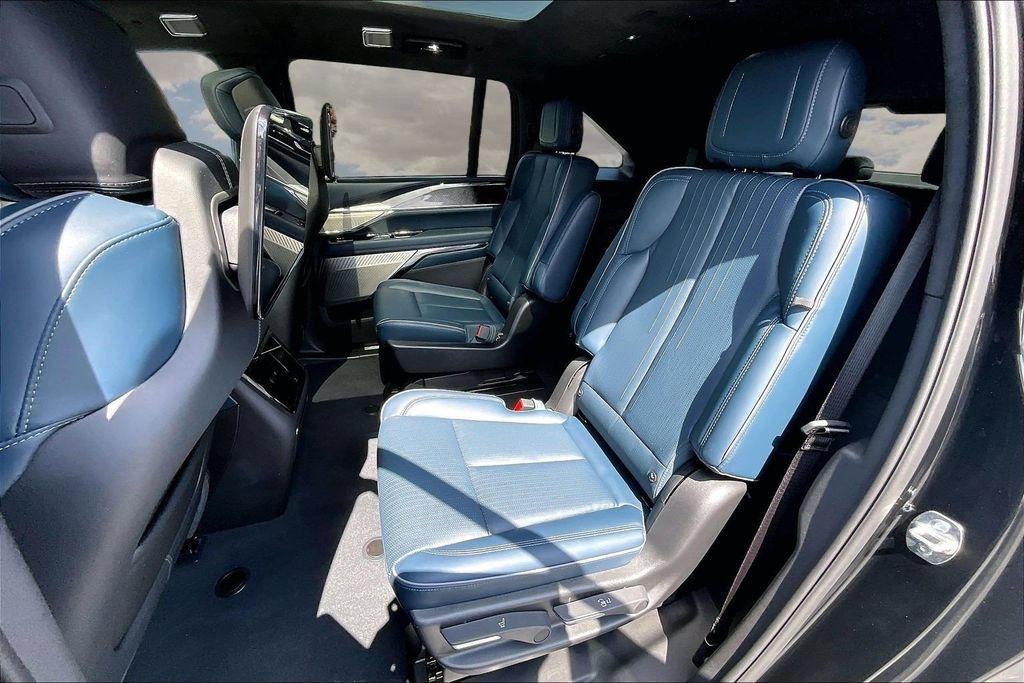 Certified 2026 Cadillac Escalade IQ Sport 2 AWD/4WD image 22