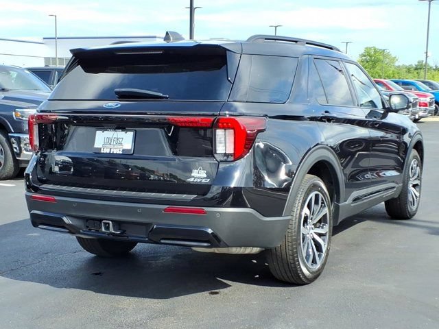 Used 2025 Ford Explorer ST-Line AWD/4WD image 26