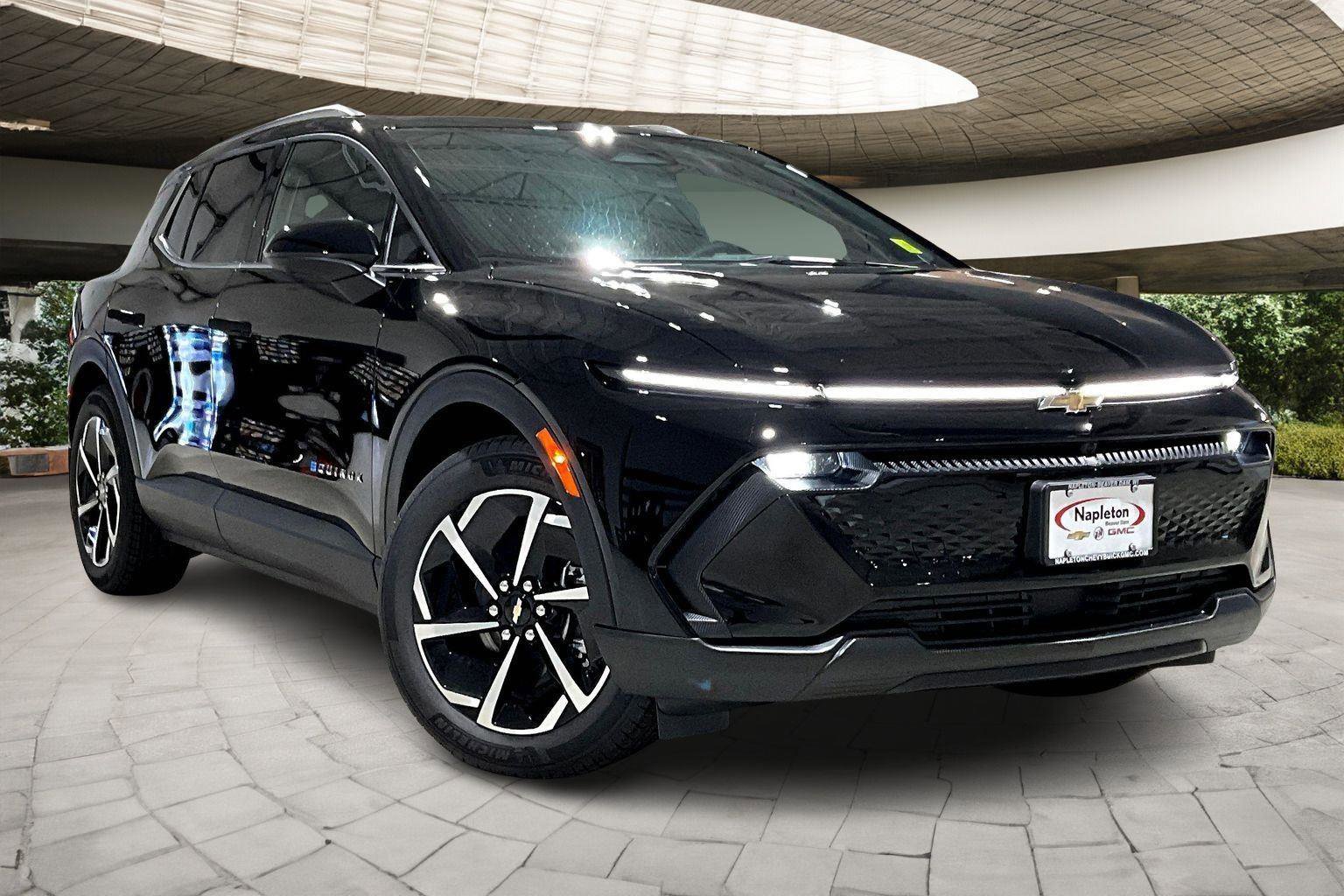 New 2026 Chevrolet Equinox EV LT image 2