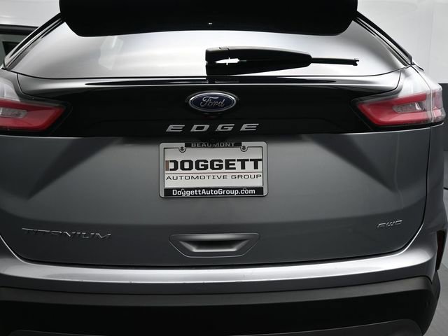 Used 2024 Ford Edge Titanium image 16