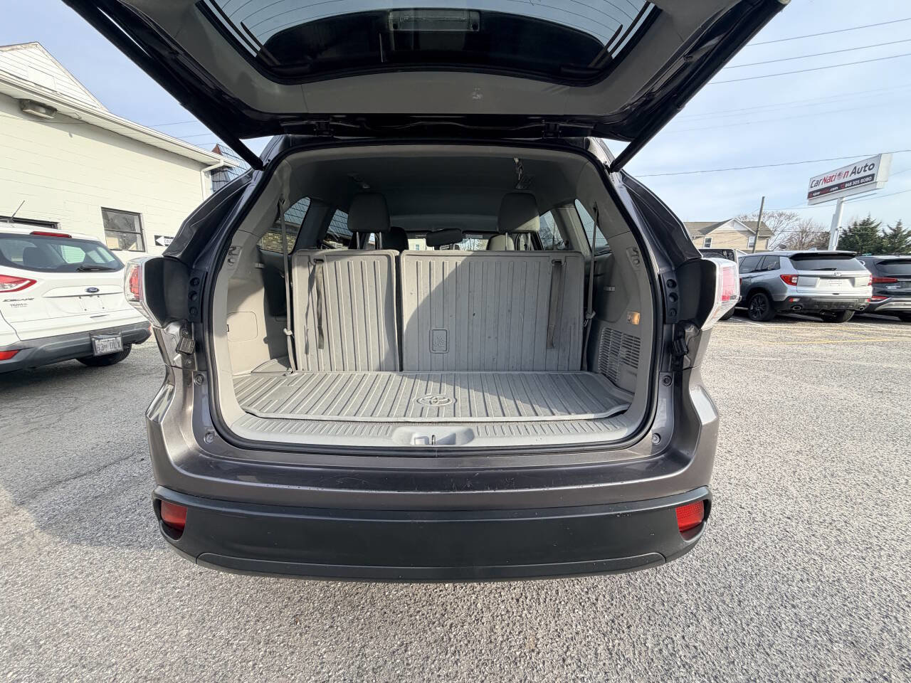 Used 2015 Toyota Highlander Plus AWD/4WD image 23