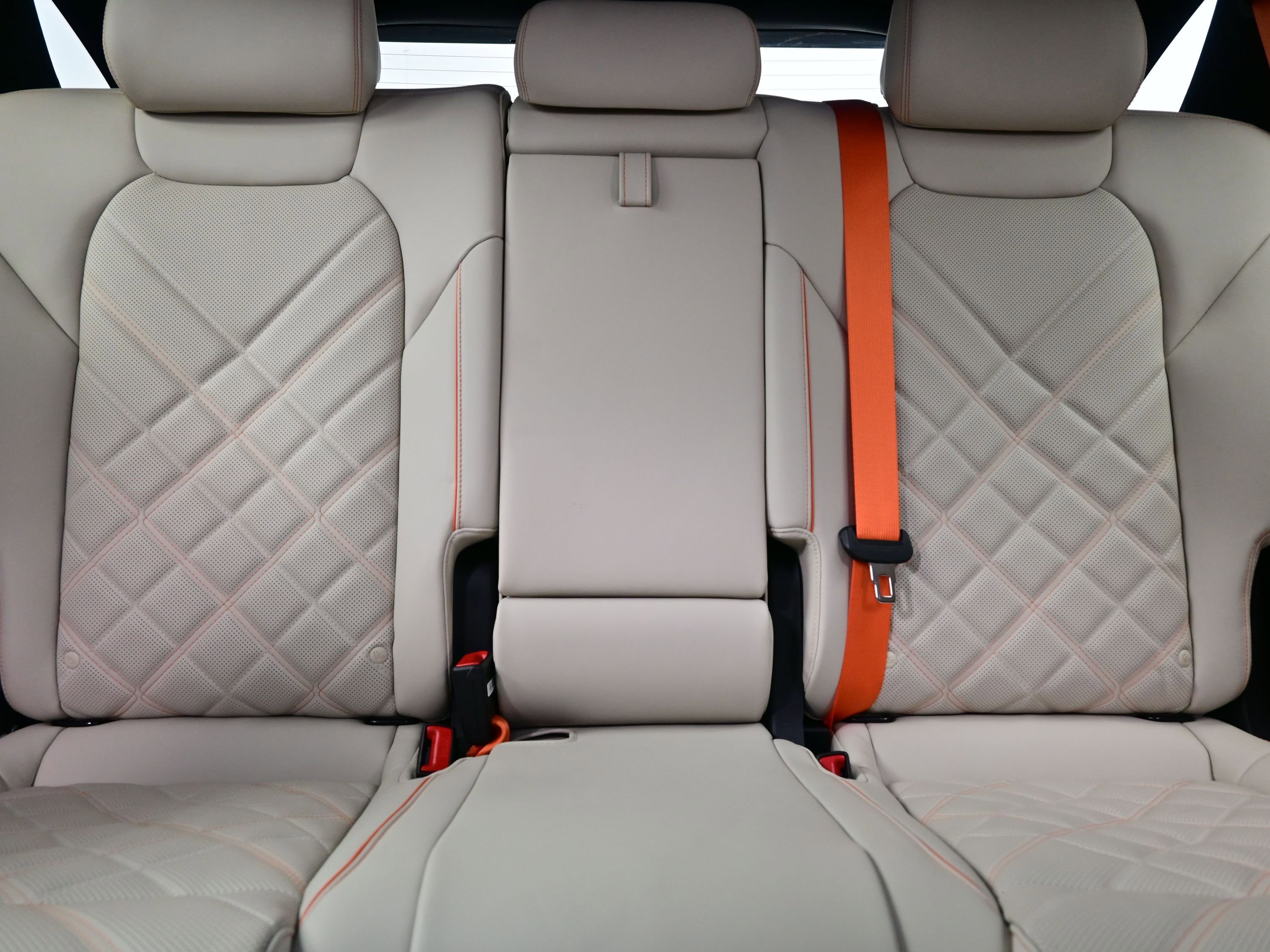 Certified 2026 Genesis GV70 3.5T Sport Prestige image 16