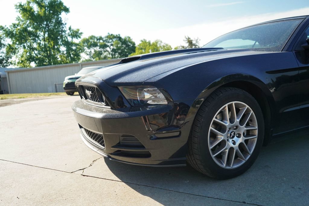 Used 2013 Ford Mustang GT Premium w/ Security Pkg image 15