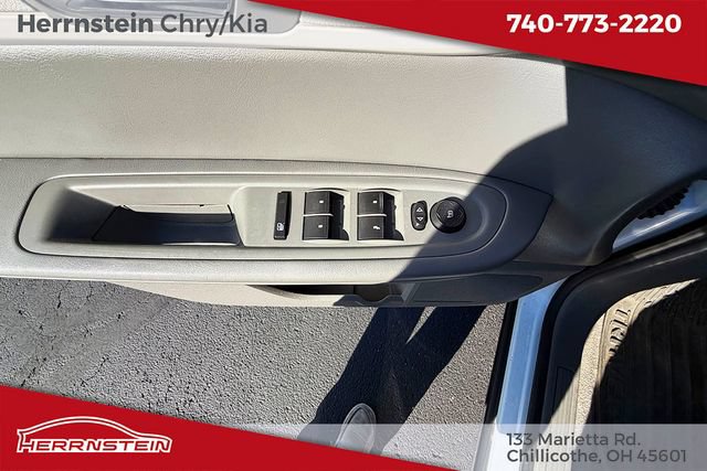Used 2017 Chevrolet Traverse LS AWD/4WD image 10