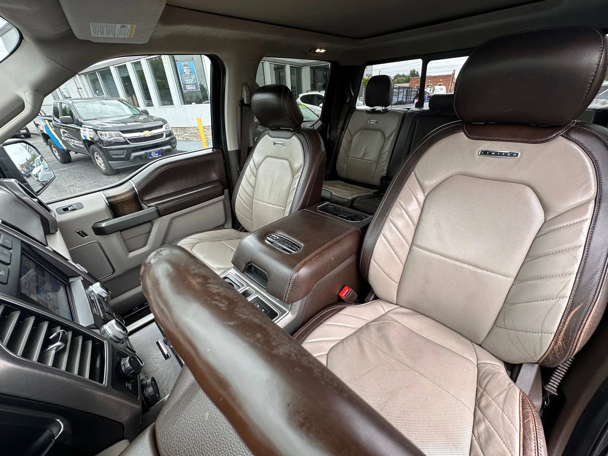 Used 2019 Ford F150 Limited w/ Trailer Tow Package image 12