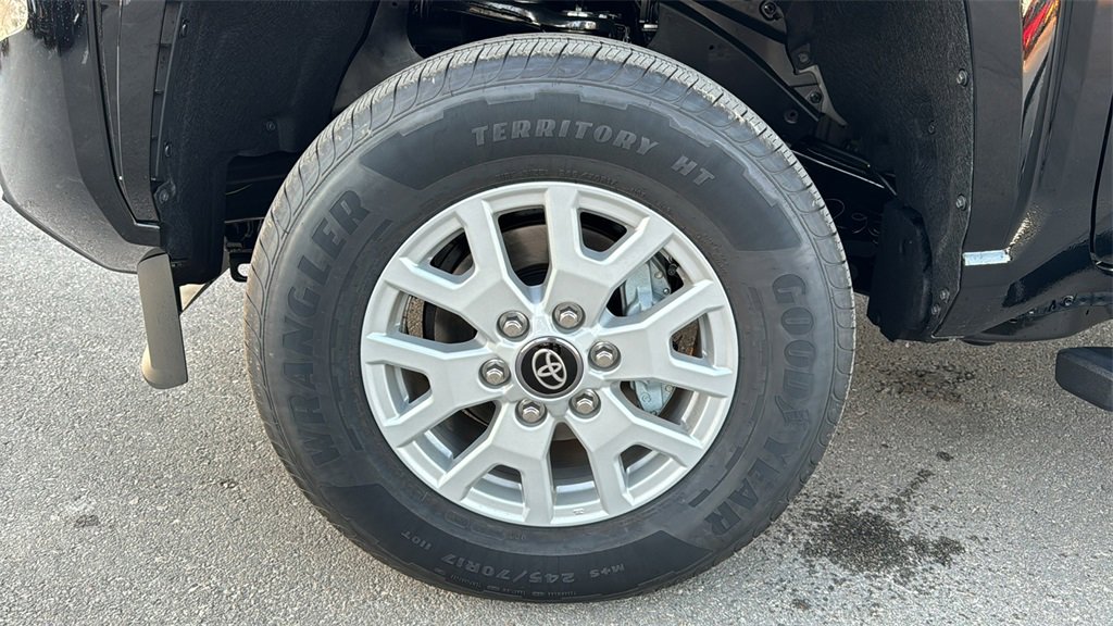 New 2025 Toyota Tacoma SR5 image 12