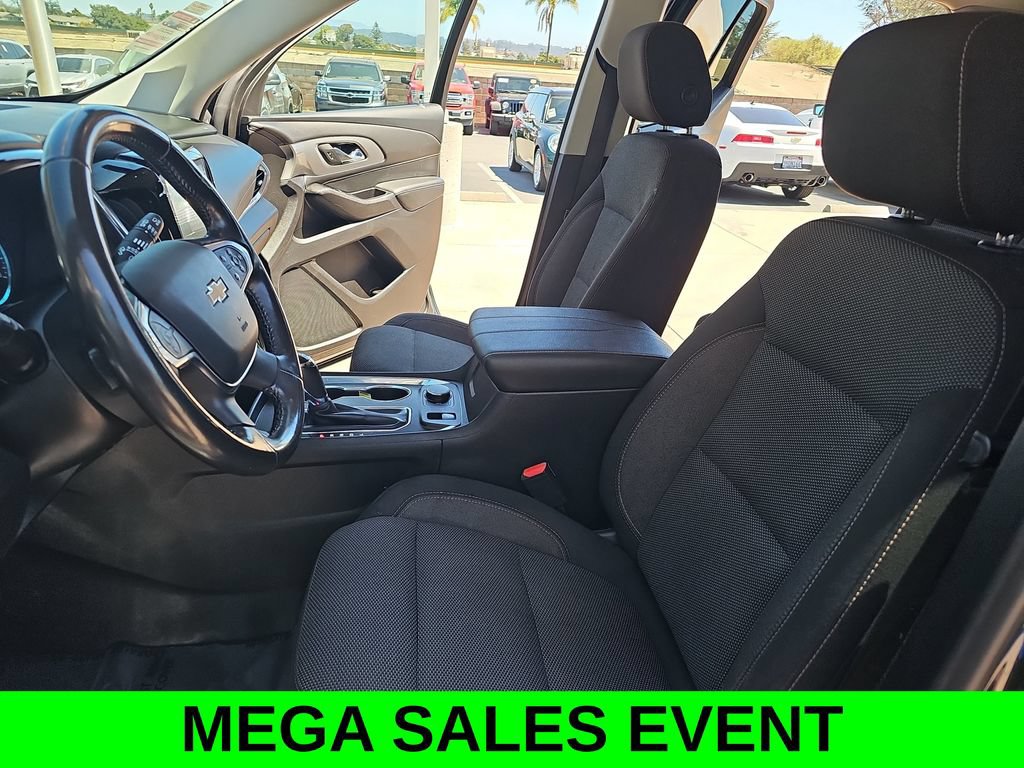 Used 2019 Chevrolet Traverse LT FWD image 16
