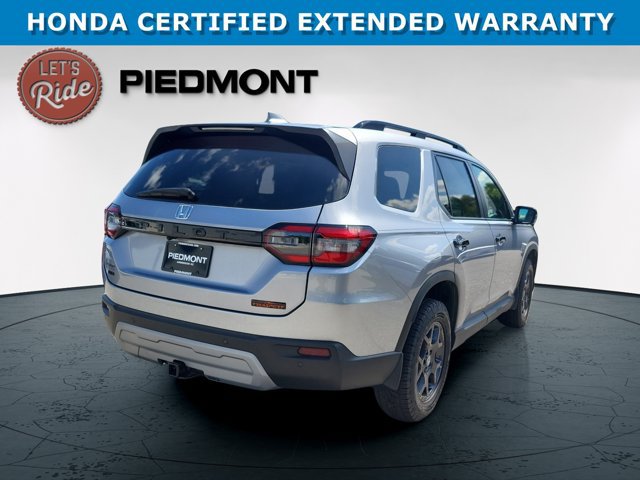 Certified 2025 Honda Pilot TrailSport image 6