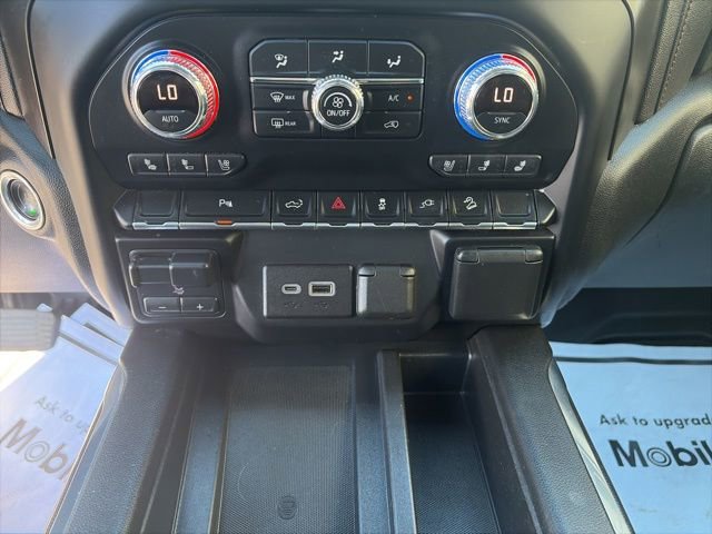 Used 2021 GMC Sierra 2500 AT4 w/ AT4 Preferred Package AWD/4WD image 13