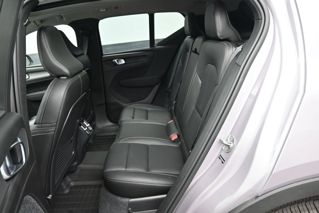 New 2026 Volvo XC40 B5 Plus w/ Protection Package Premier AWD/4WD image 13