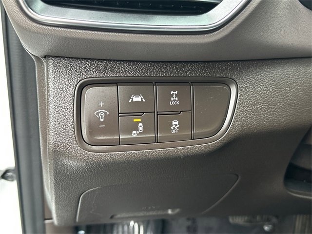 Used 2019 Hyundai Santa Fe SE image 18