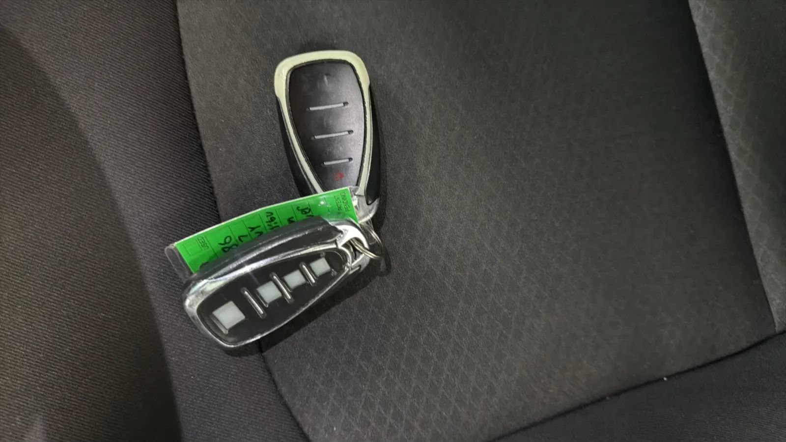 Used 2017 Chevrolet Malibu LT FWD image 24