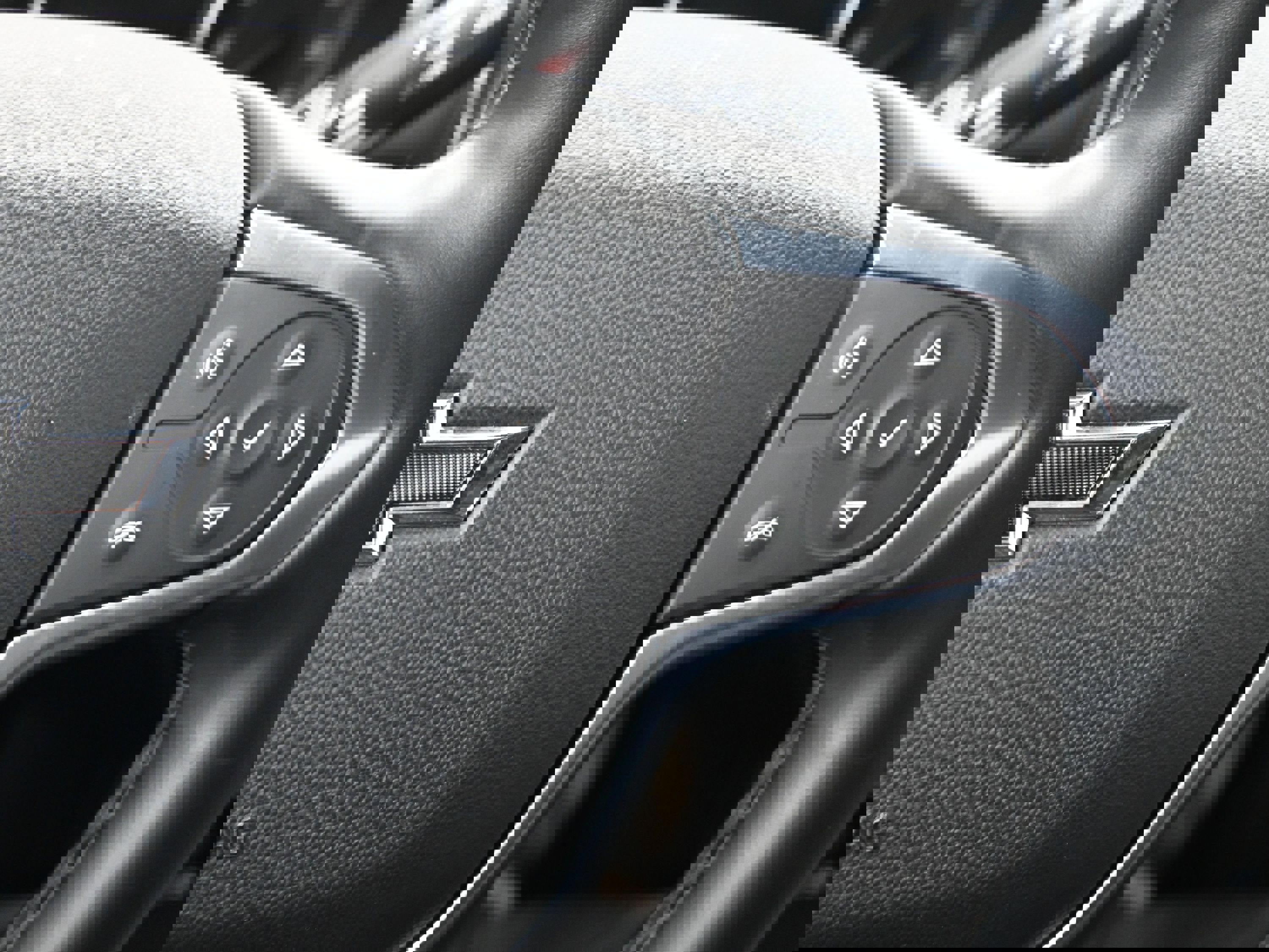 Certified 2023 Chevrolet Traverse RS image 10