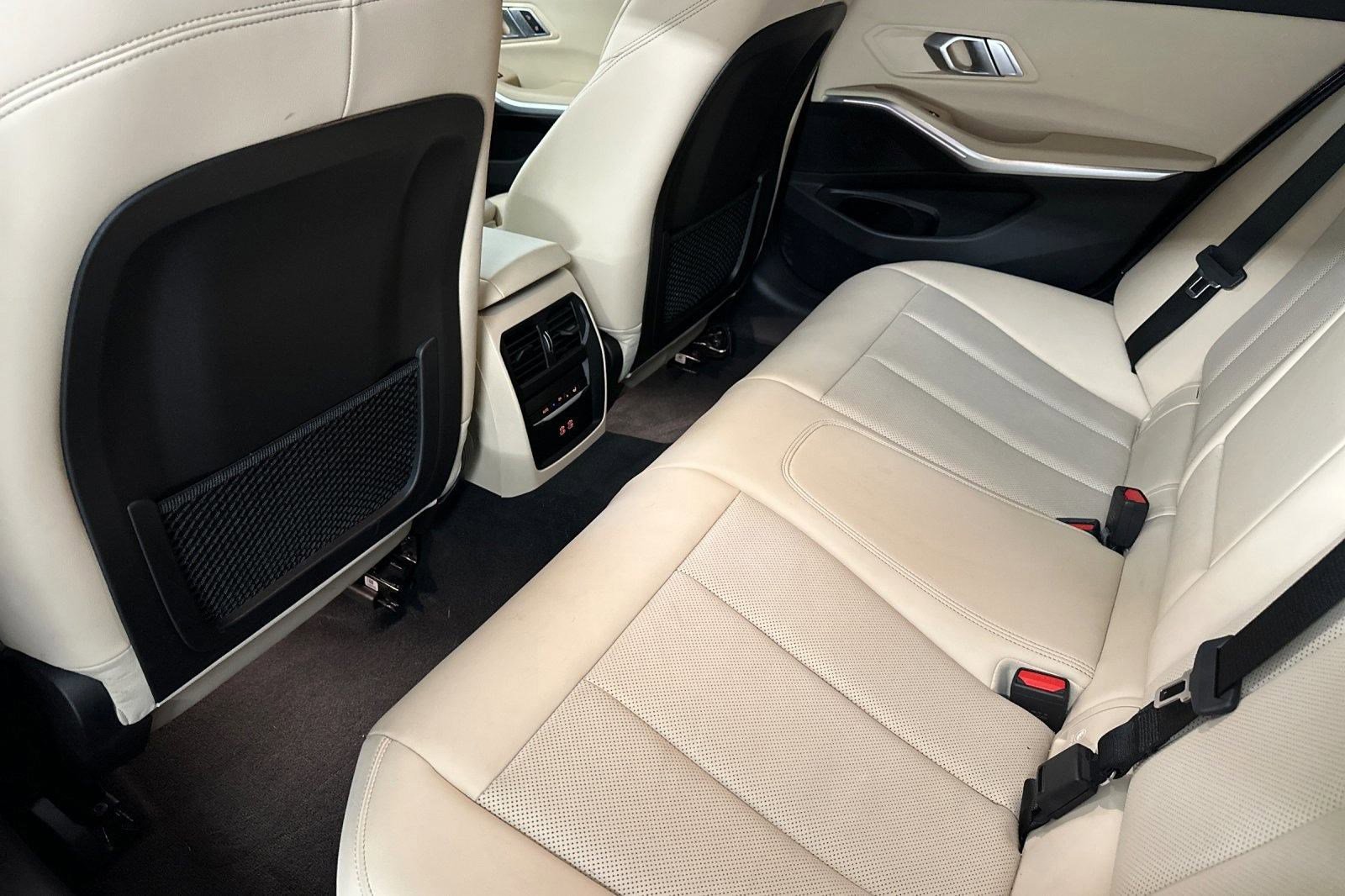 Certified 2023 BMW 330i Sedan w/ Driving Assistance Package image 26