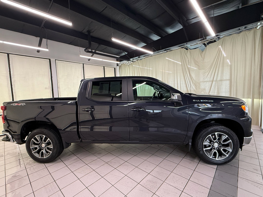 Certified 2024 Chevrolet Silverado 1500 LT AWD/4WD image 3