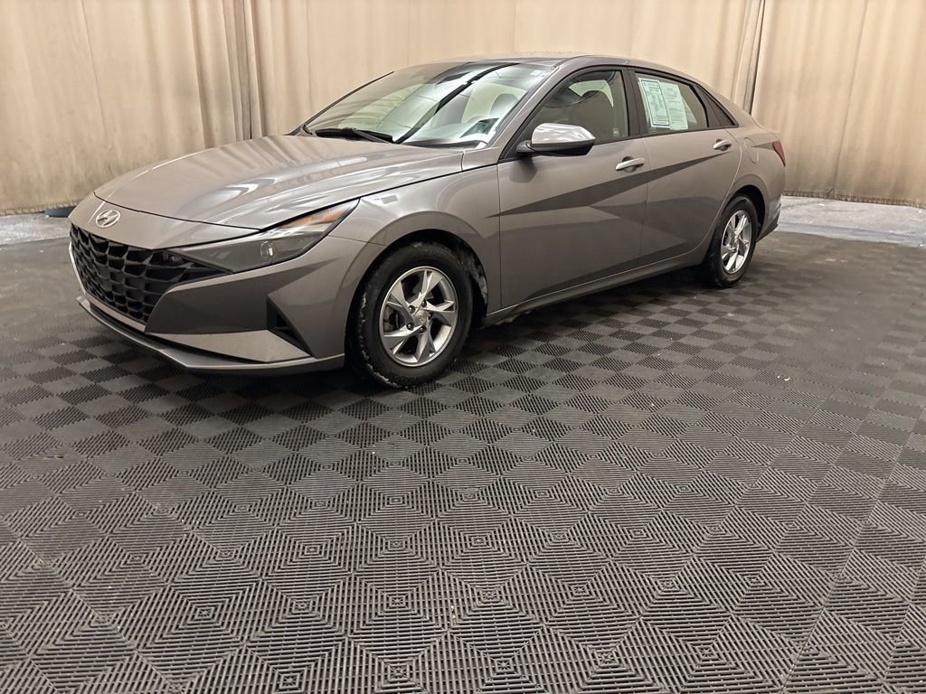 Used 2021 Hyundai Elantra SE