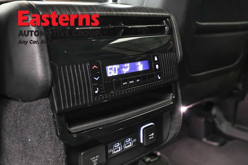 Used 2024 Jeep Wagoneer Series II AWD/4WD image 23