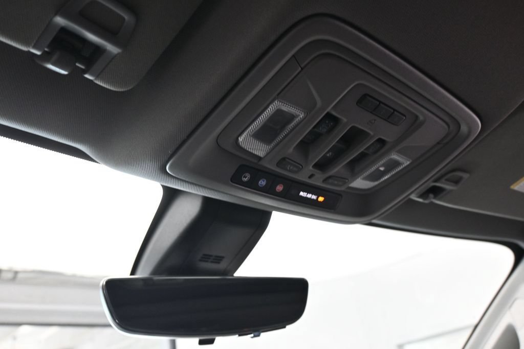 Used 2022 Chevrolet Silverado 1500 LTZ w/ Technology Package RWD image 28