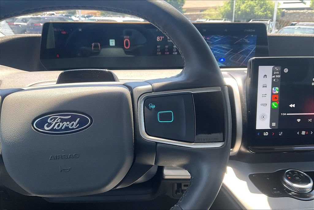 Used 2025 Ford Expedition Active AWD/4WD image 20
