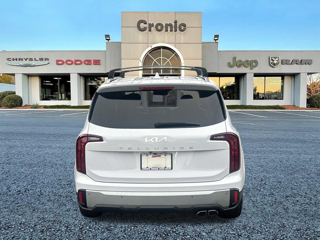Used 2024 Kia Telluride S w/ S Sunroof Package FWD image 4