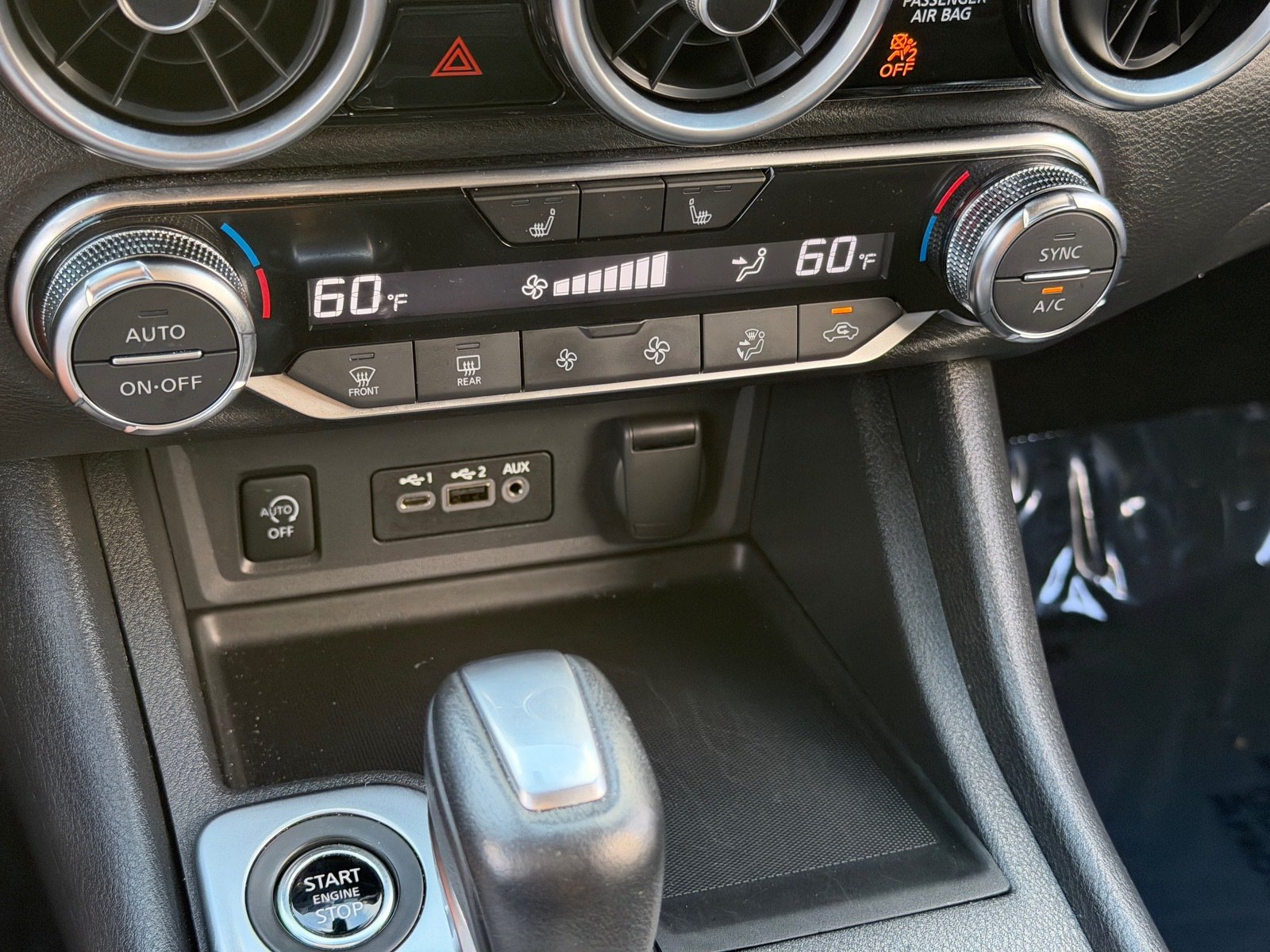 Certified 2024 Nissan Sentra SR FWD image 24