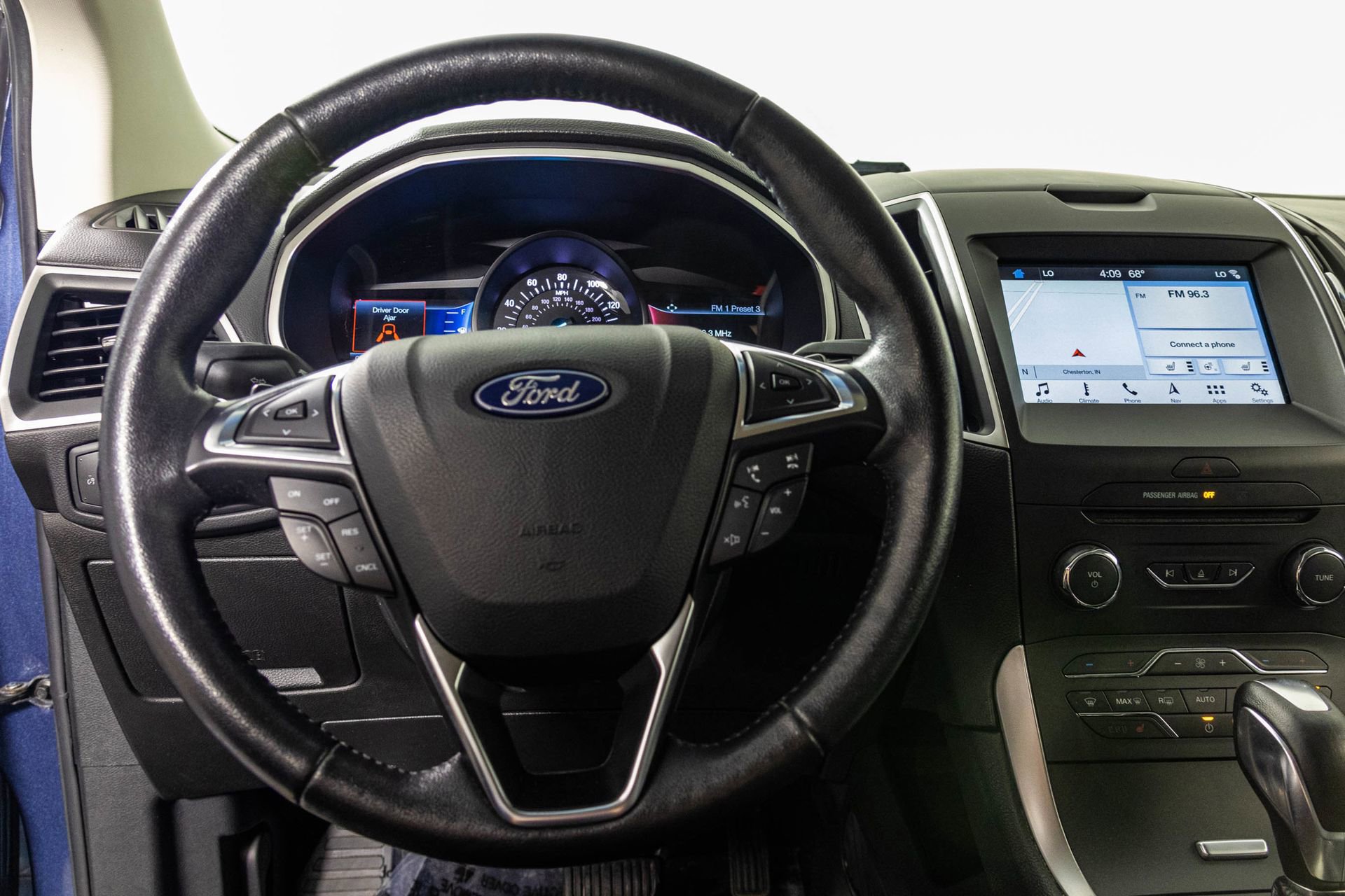 Used 2018 Ford Edge SEL w/ Equipment Group 201A AWD/4WD image 31
