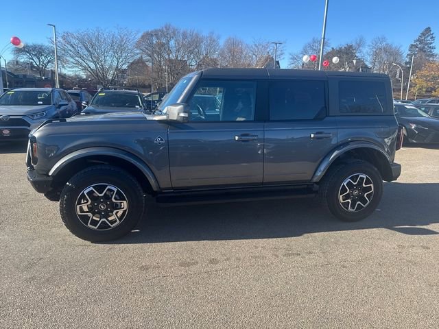 Used 2022 Ford Bronco Outer Banks image 4