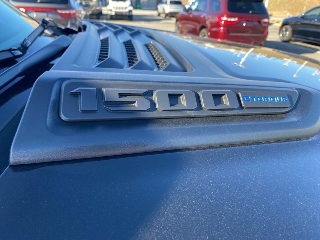 New 2026 RAM 1500 Laramie w/ Night Edition AWD/4WD image 10