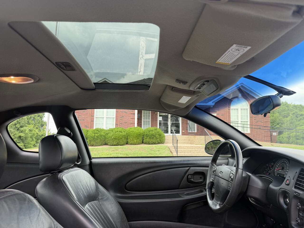 Used 2000 Chevrolet Monte Carlo SS w/ Preferred Equipment Group FWD image 12