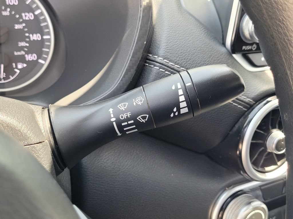 Used 2025 Nissan Sentra SV FWD image 27