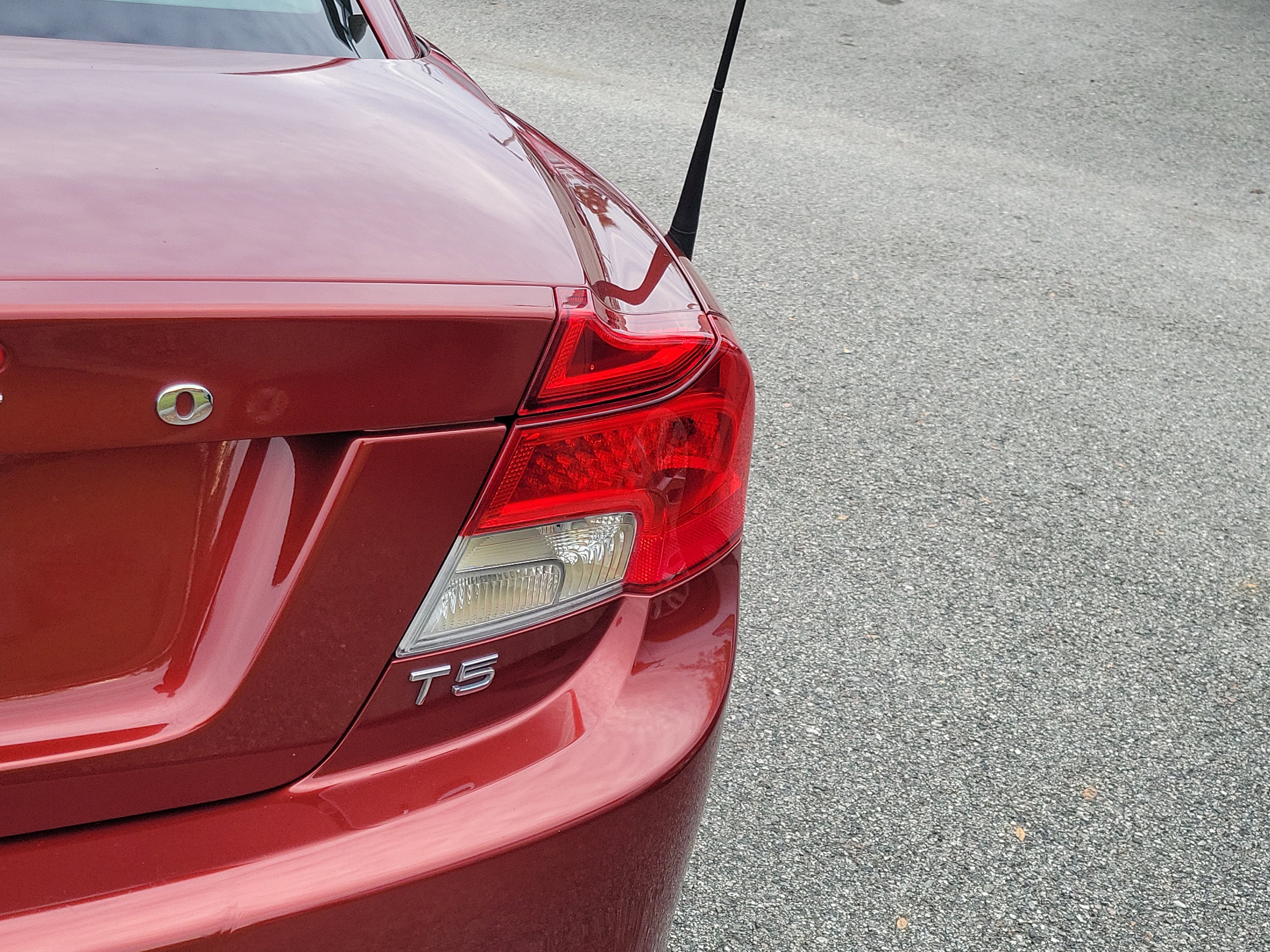 Used 2013 Volvo C70 T5 image 19