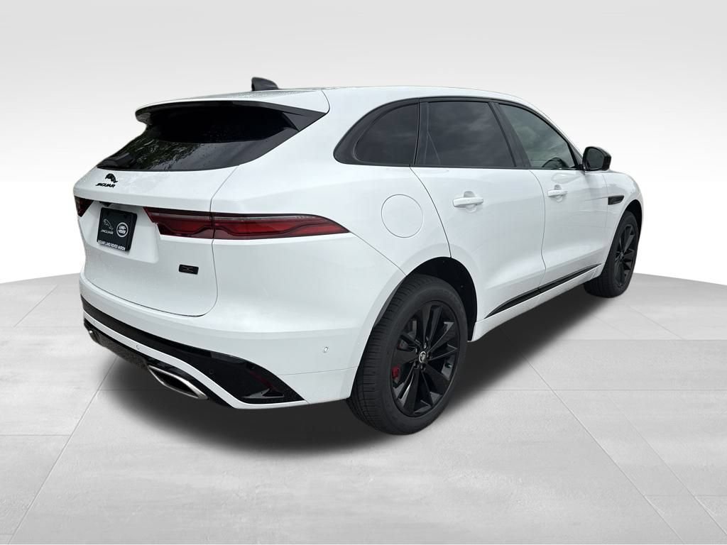 Used 2026 Jaguar F-PACE R-Dynamic S AWD/4WD image 7