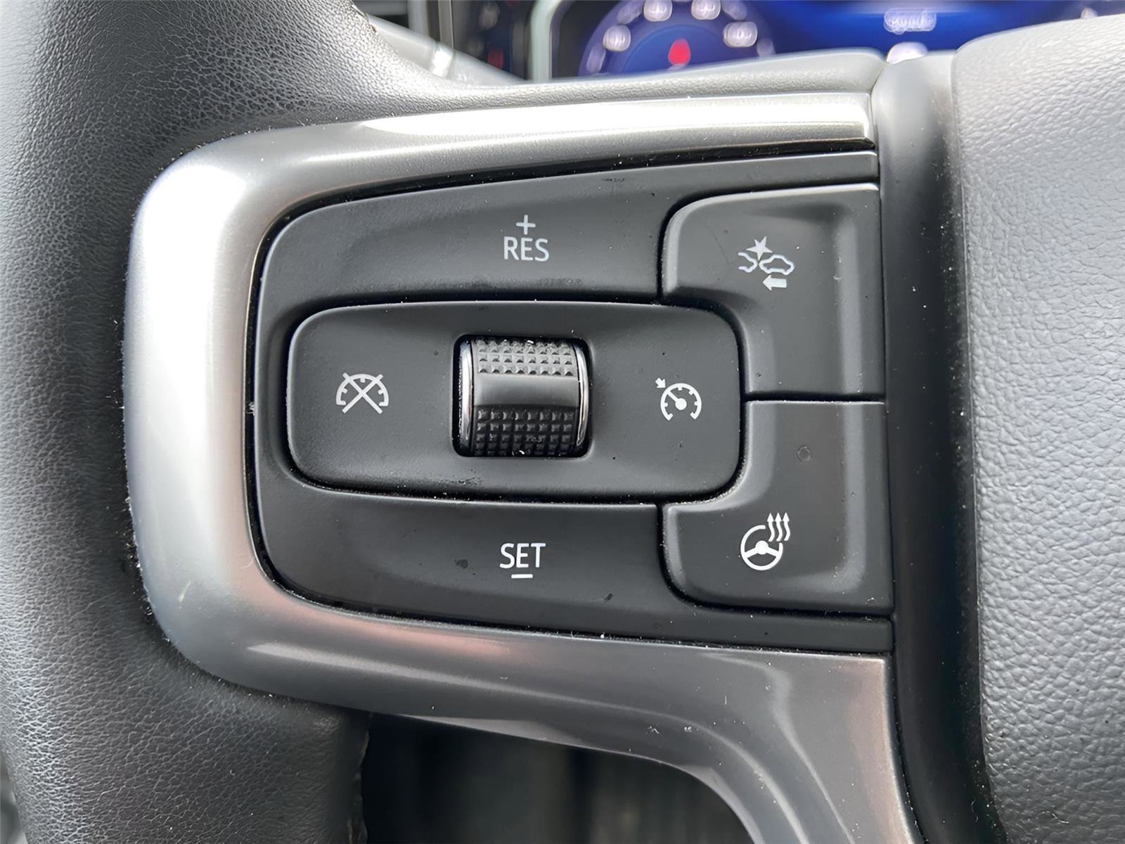 Used 2024 Chevrolet Silverado 1500 LT image 26