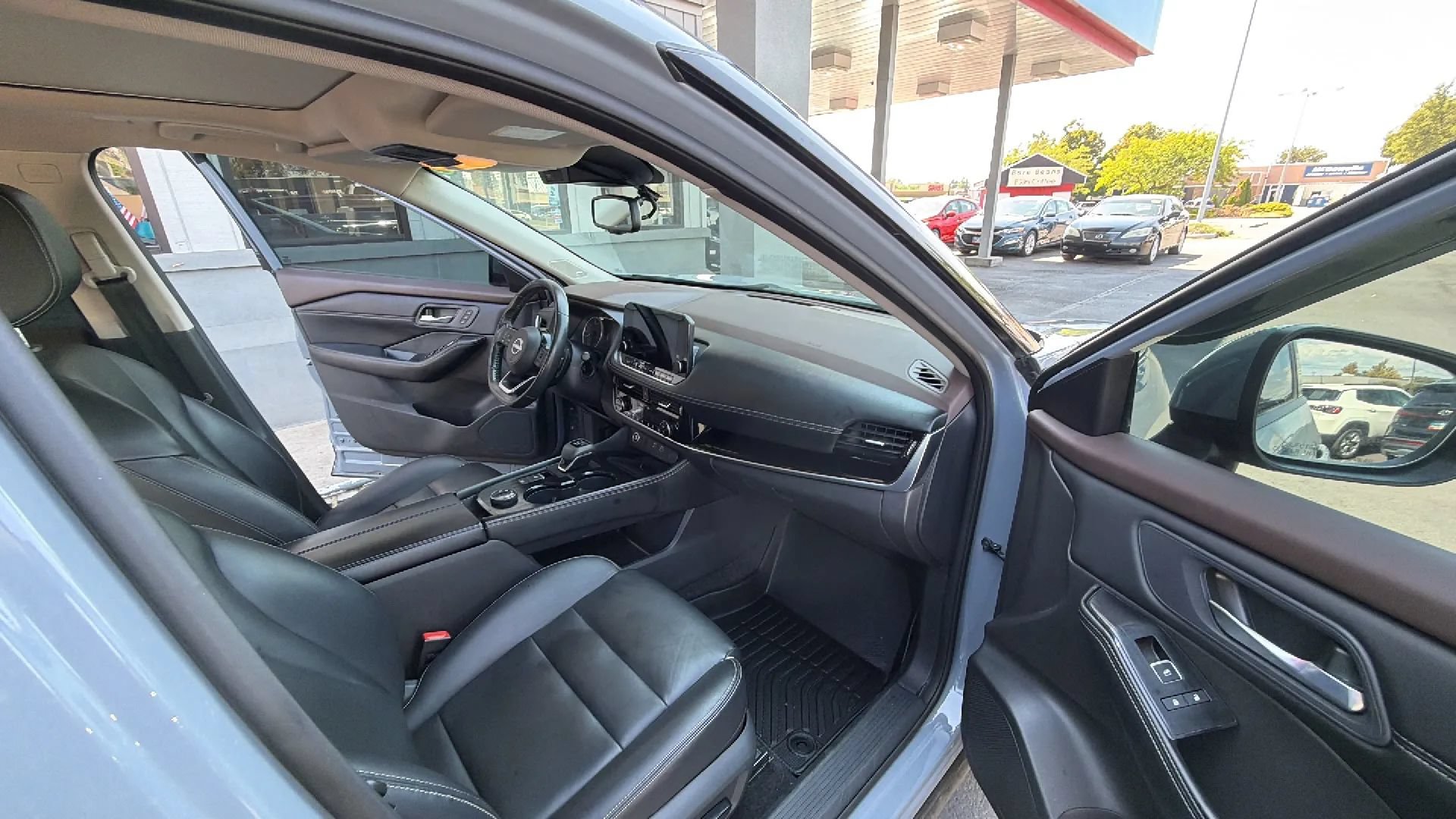 Used 2023 Nissan Rogue SL w/ SL Premium Package AWD/4WD image 20