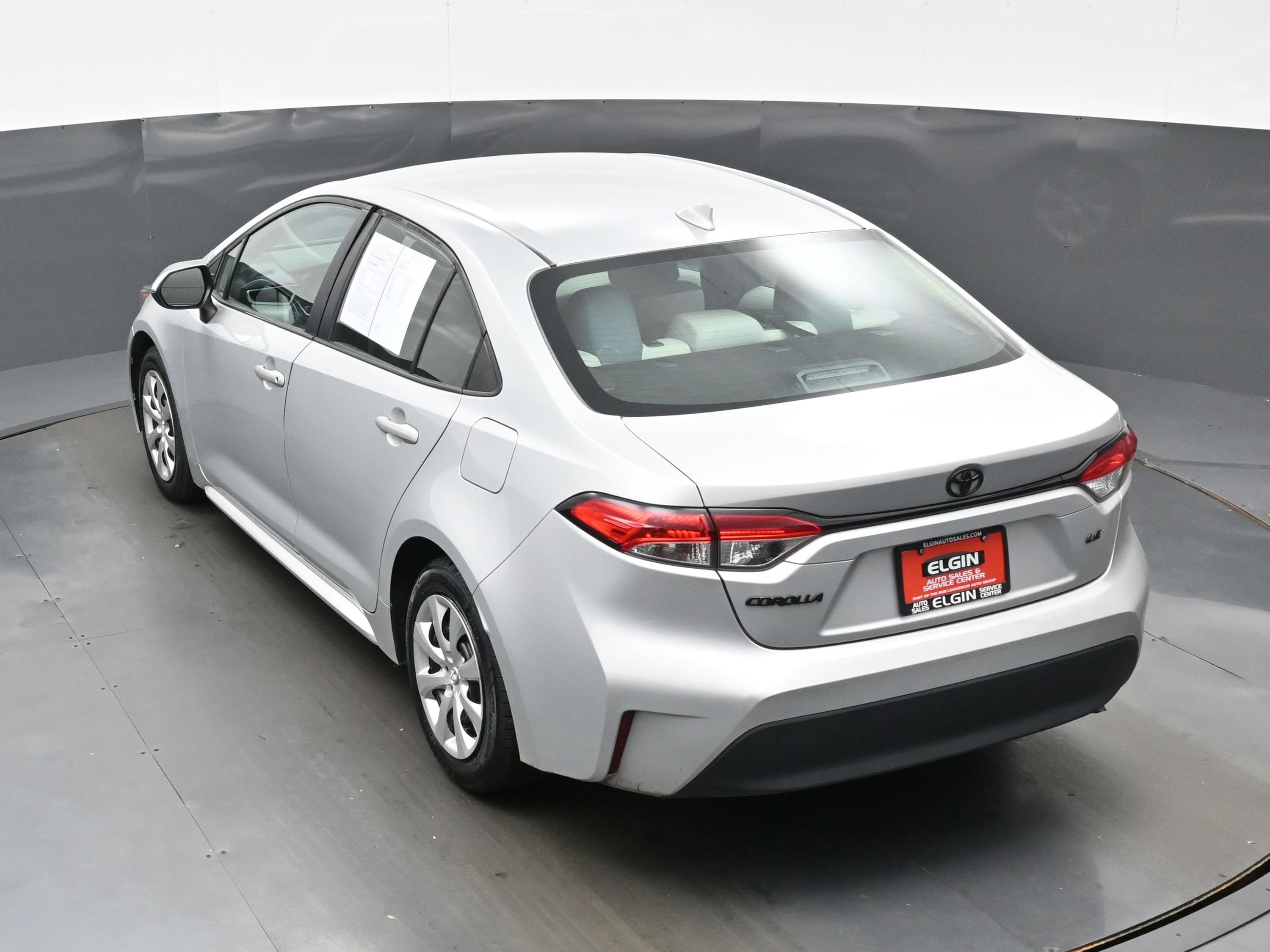 Used 2024 Toyota Corolla LE FWD image 33