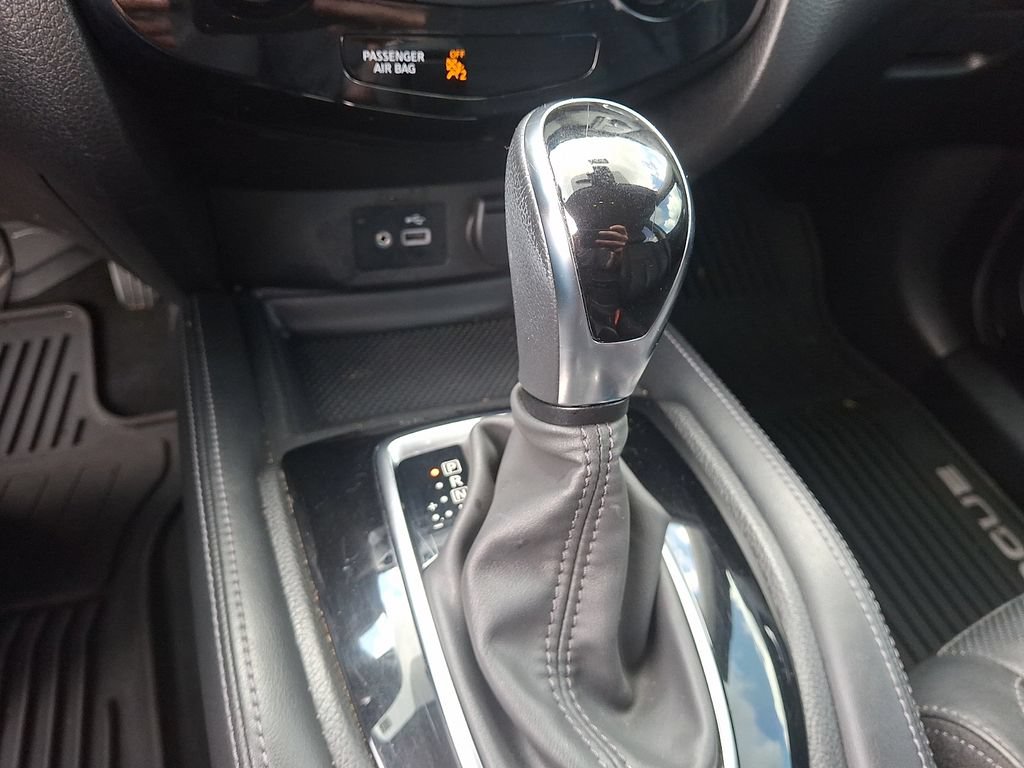 Used 2018 Nissan Rogue SL FWD image 14