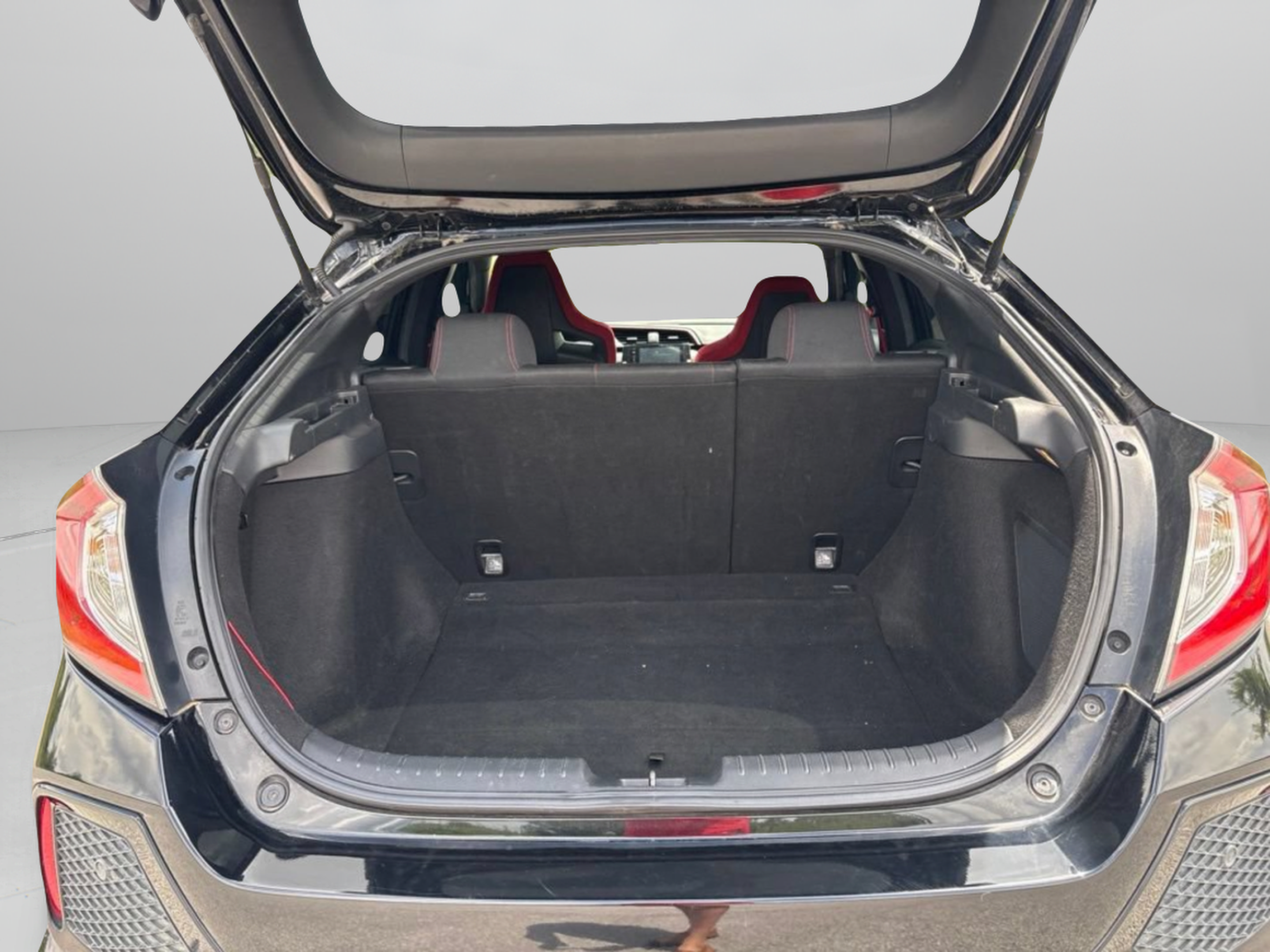 Used 2018 Honda Civic Type R image 8