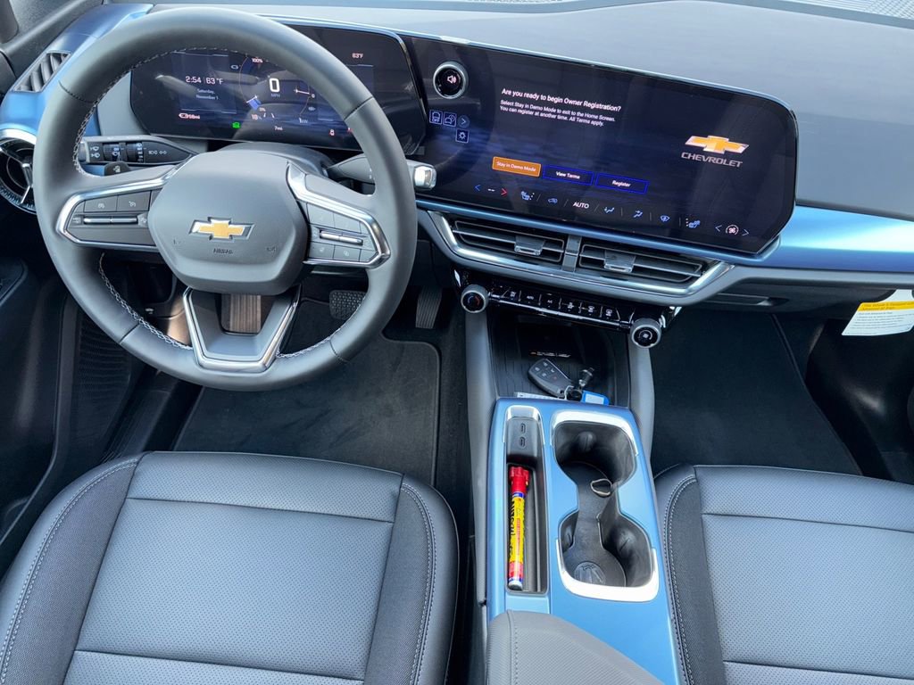 New 2026 Chevrolet Equinox EV LT image 11