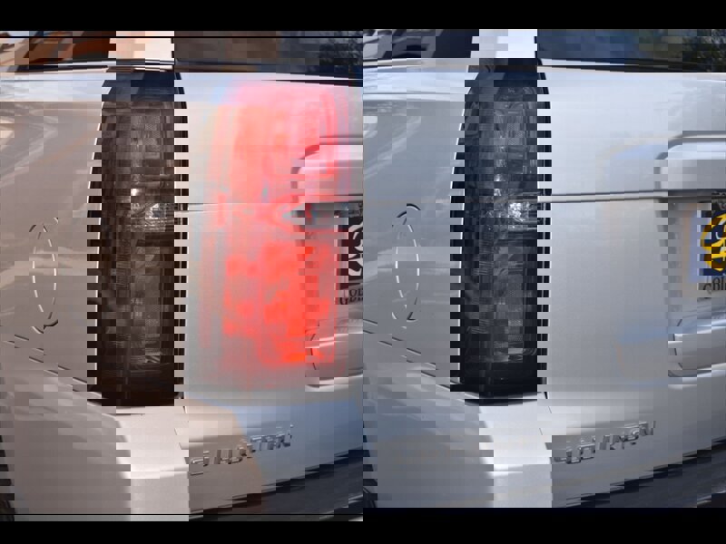 Used 2016 Chevrolet Suburban LT w/ Luxury Package RWD image 50